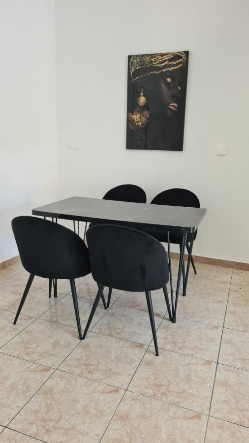Laertis Apartments - By Imh Travel & Tours Paphos Exteriör bild