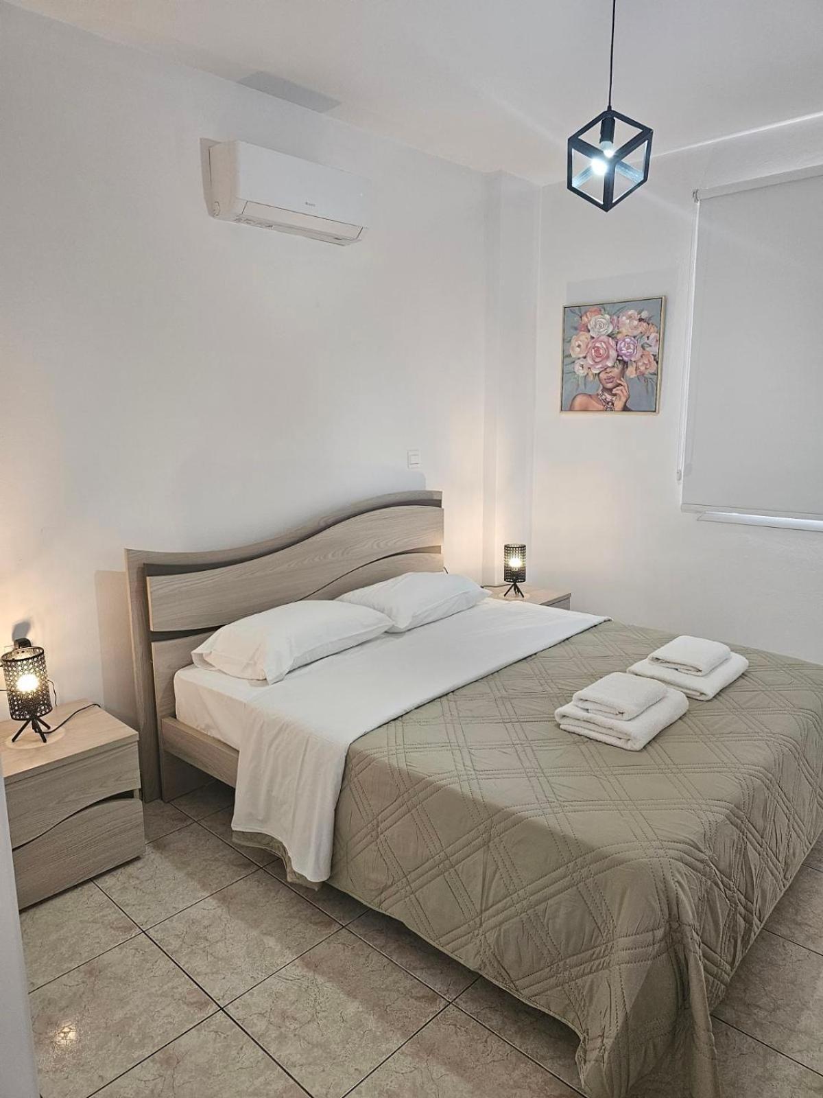 Laertis Apartments - By Imh Travel & Tours Paphos Exteriör bild